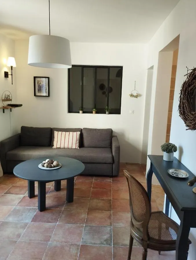 Les Tilleuls Cavaillon Couette-café