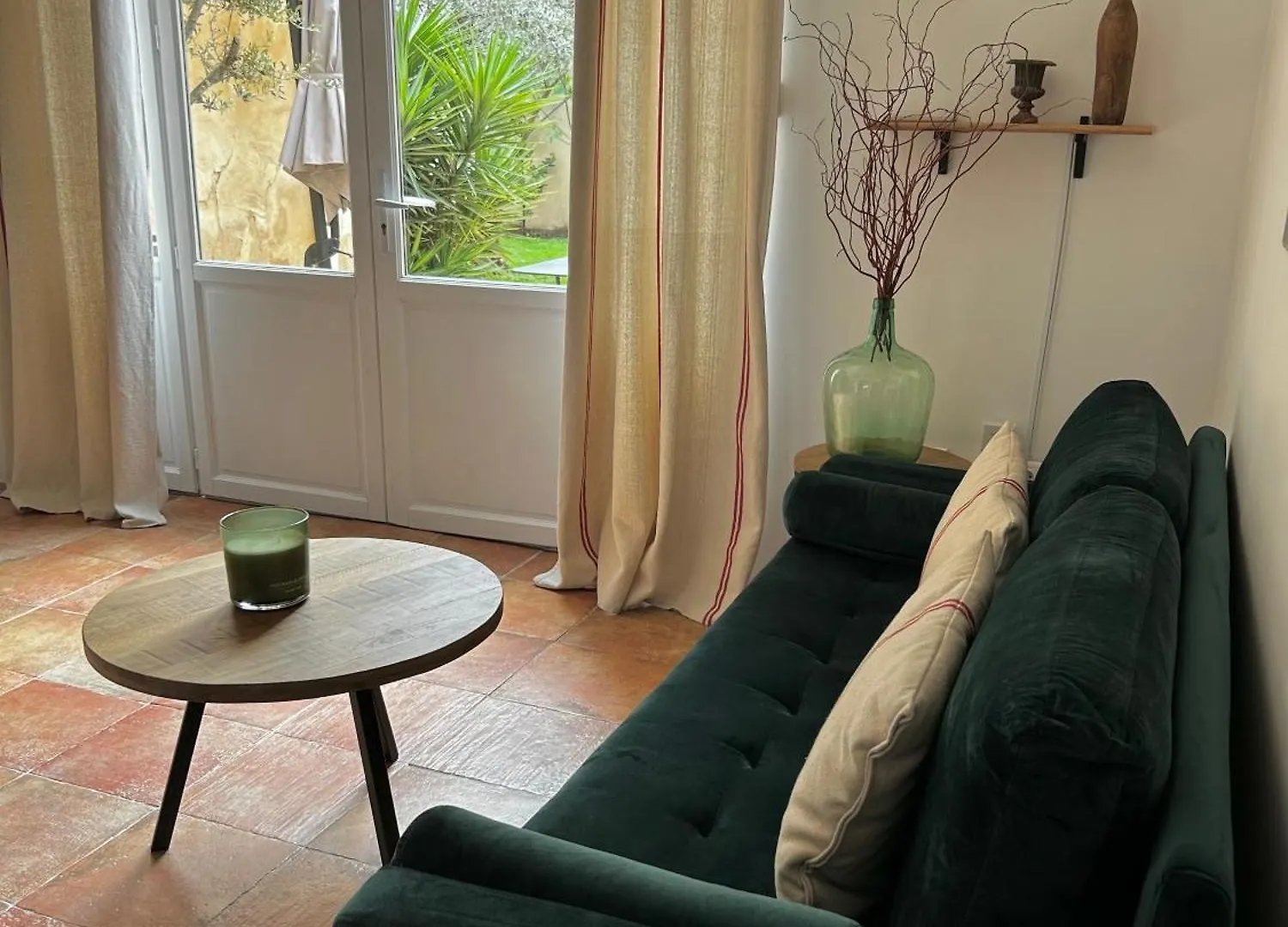 Les Tilleuls Cavaillon Couette-café